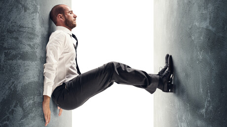 KAESER Know How blog post: Why it pays to get the correct pressure at the air connection